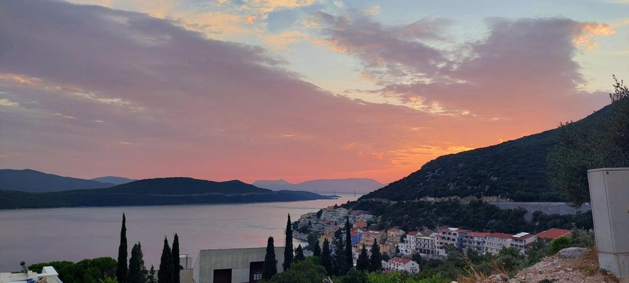 Apartments Batinovic Neum Esterno foto