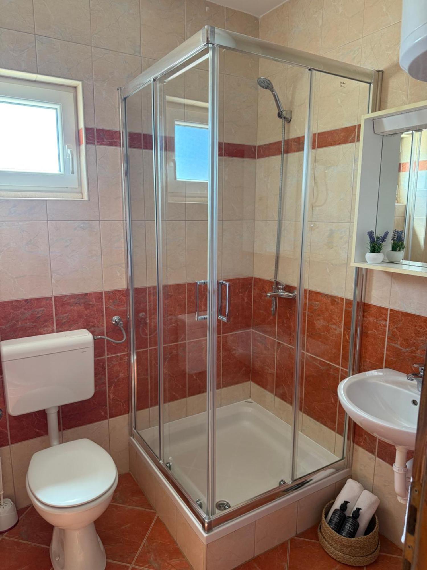 Apartments Batinovic Neum Esterno foto