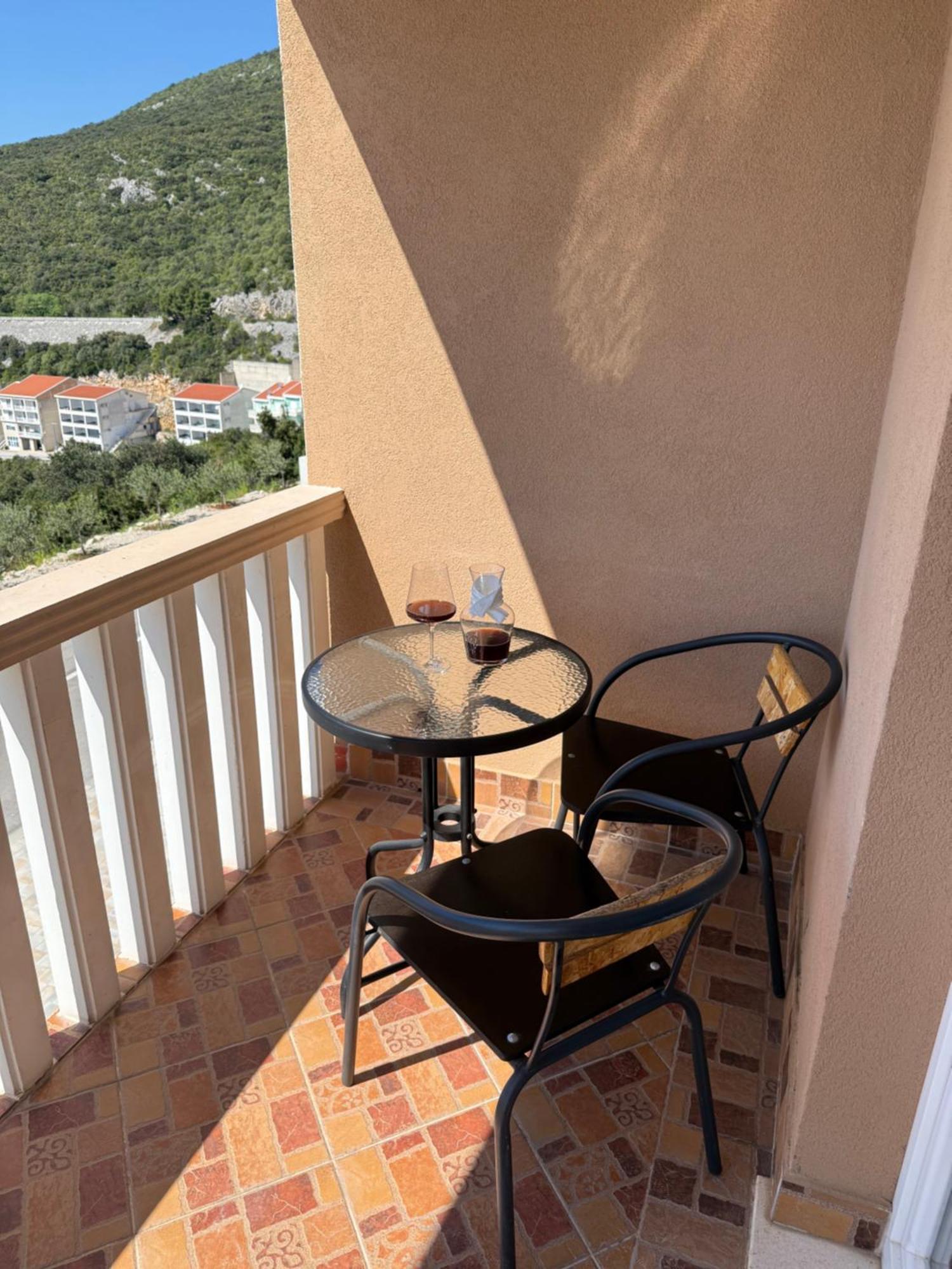 Apartments Batinovic Neum Esterno foto